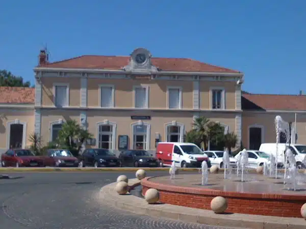 chauffeur privé plongeurs transport gare hyères