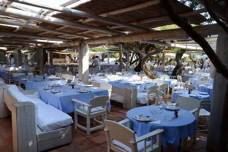 chauffeur privé prive vtc restaurant le club 55 saint tropez ramatuelle transport