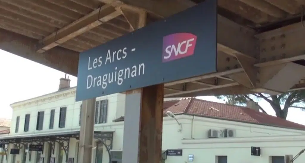 vtc gare les arcs chauffeur privé gare les arcs taxi gare les arcs draguignan uber gare les arcs transfert